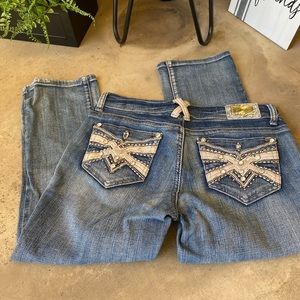 Super cute LA Idol cropped bling Jean